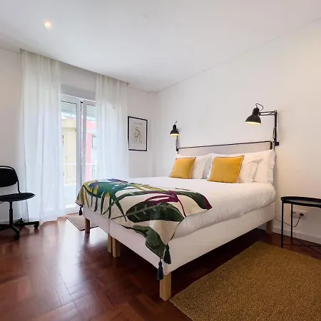 Olaias 2 Andar - Olaias 2 Bed Near Metro 2 アパート リスボン