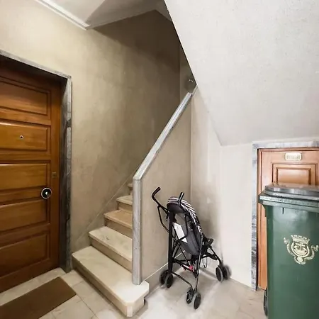 Olaias 2 Bed Near Metro 2 Apartment