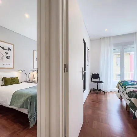 Olaias 2 Andar - Olaias 2 Bed Near Metro 2