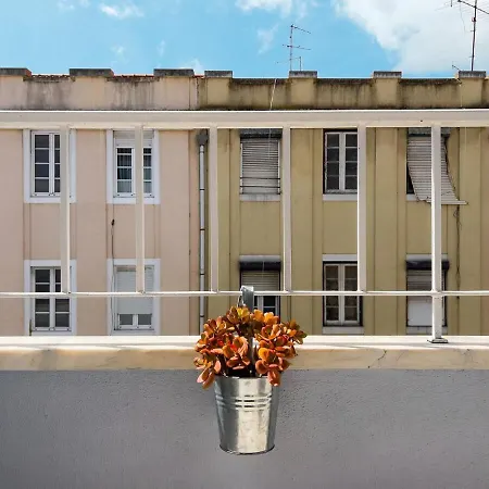 Olaias 2 Andar - Olaias 2 Bed Near Metro 2