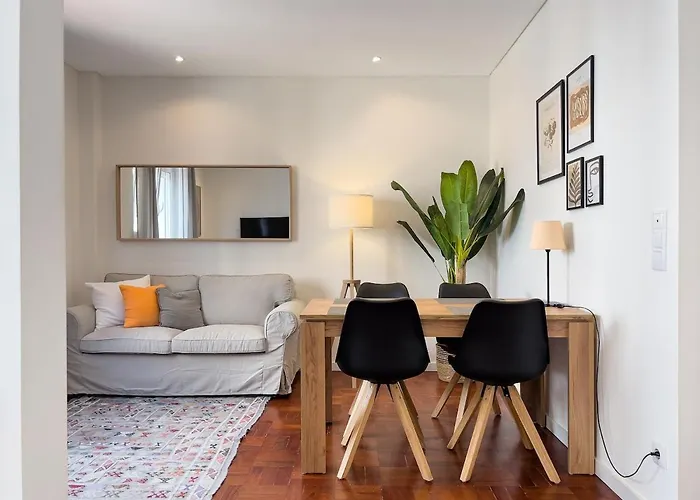 Olaias 2 Andar - Olaias 2 Bed Near Metro 2