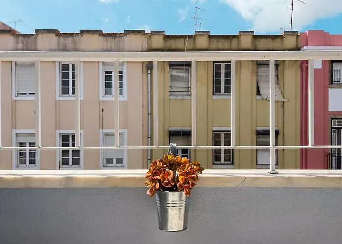 Olaias 2 Andar - Olaias 2 Bed Near Metro 2