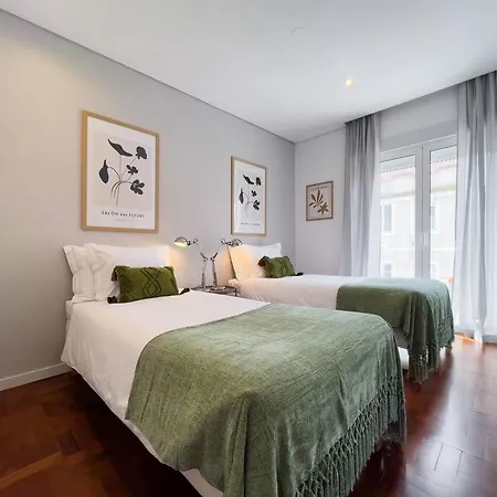 Olaias 2 Bed Near Metro 2 Appartement *